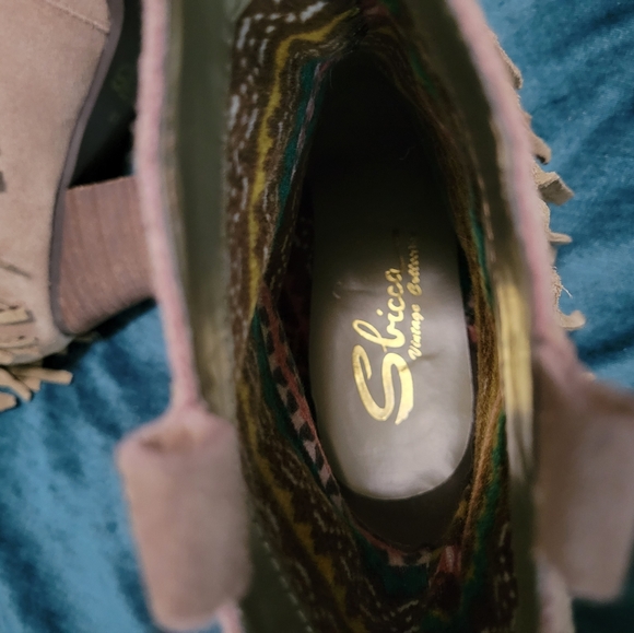 SBICCA VINTAGE COLLECTION Woman’s Suede Leather Fringe Ankle Heeled Boots - Picture 6 of 9